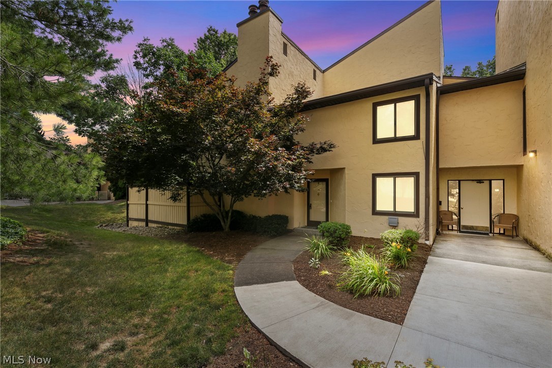 Hampton Woods - Residential