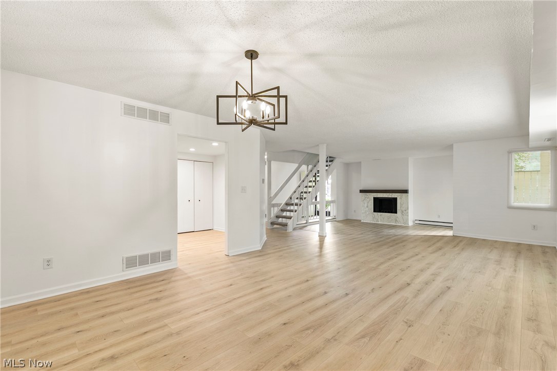 Hampton Woods - Residential
