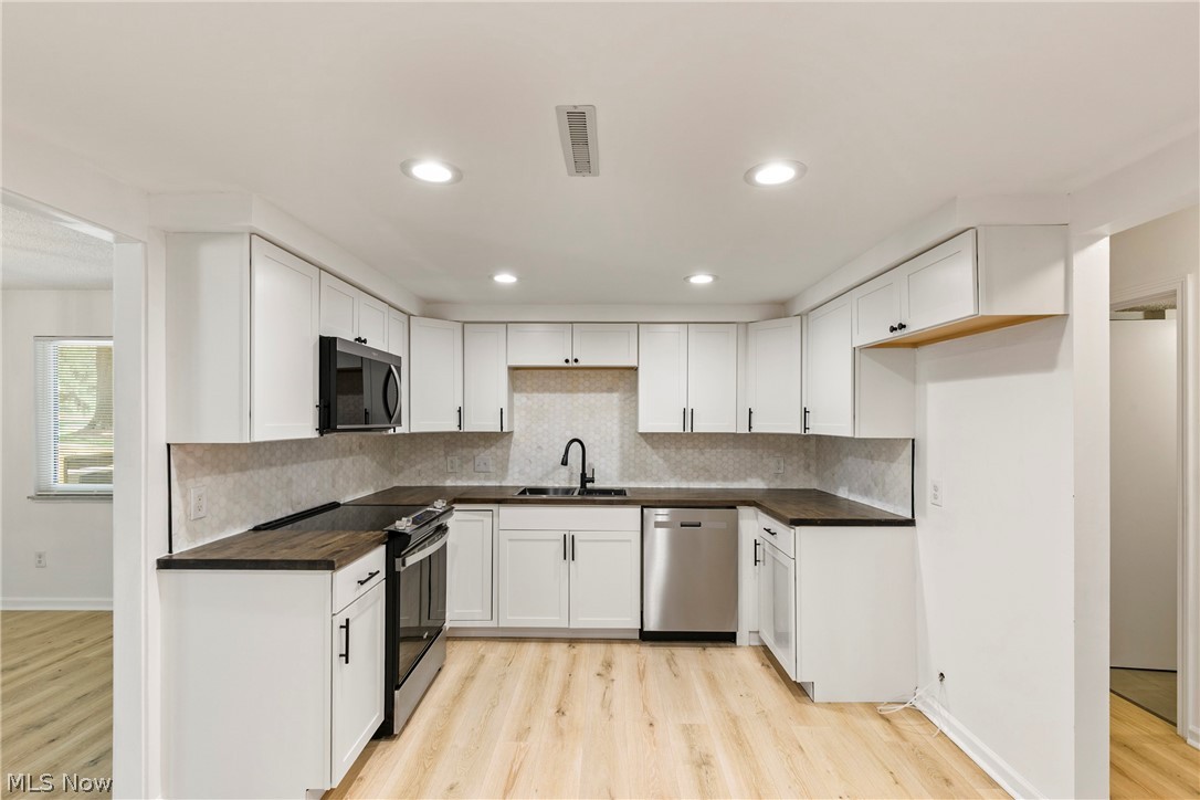Hampton Woods - Residential