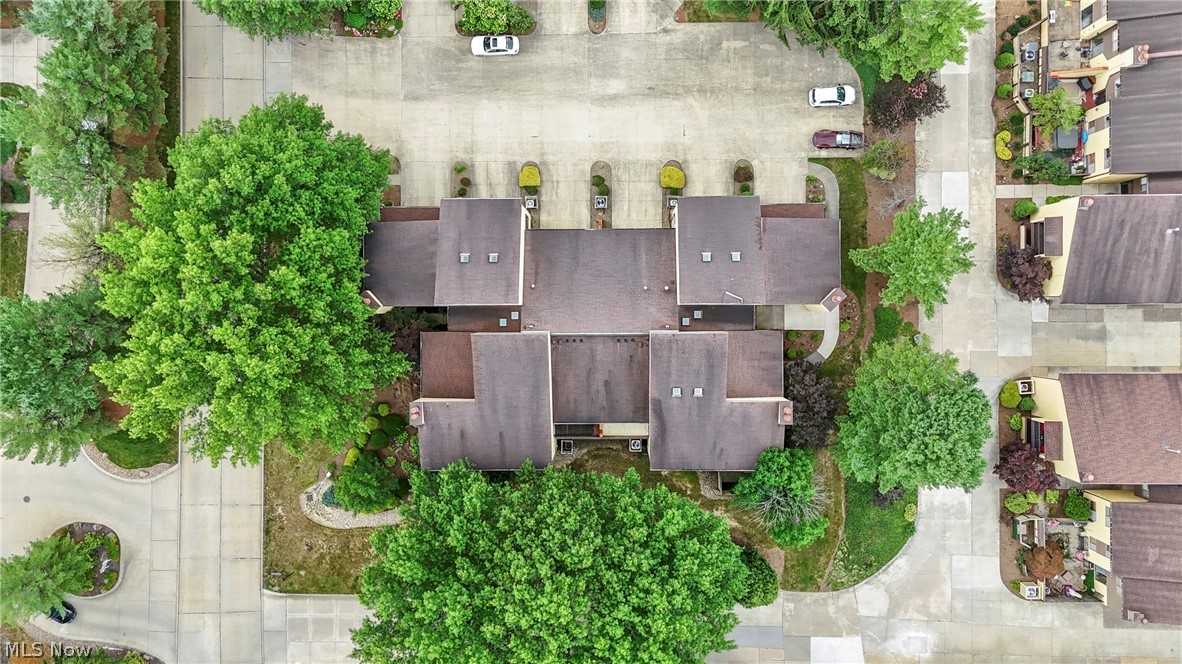 Hampton Woods - Residential