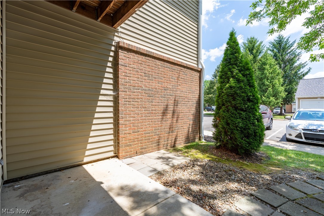 Lenox Village Condo Ph 02 - Residential