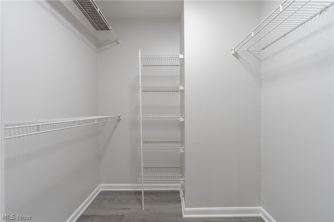 Lenox Village Condo Ph 02 - Residential