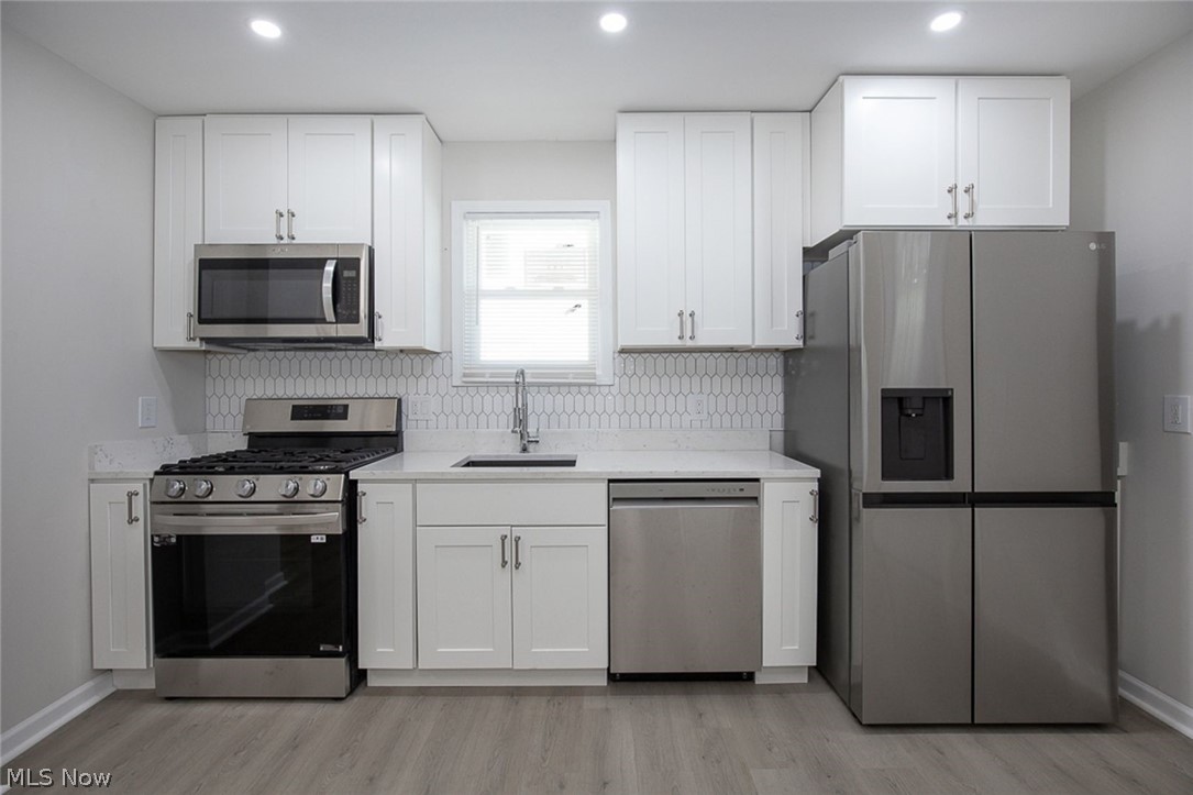 S S Stones - Residential Lease