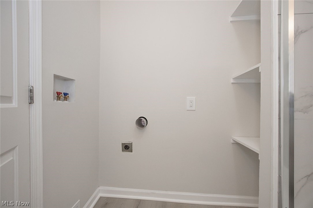S S Stones - Residential Lease