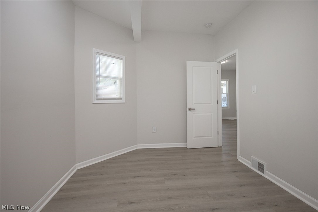 S S Stones - Residential Lease