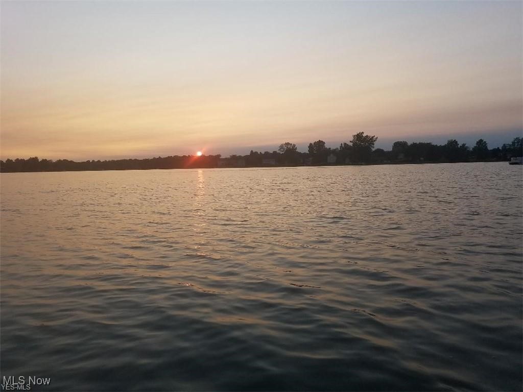 Cinnamon Lake Sub - Land