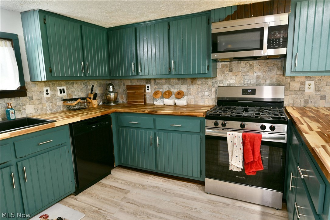 Clyde Kellys 01 - Residential