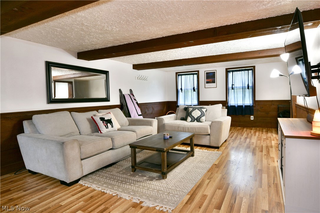 Clyde Kellys 01 - Residential