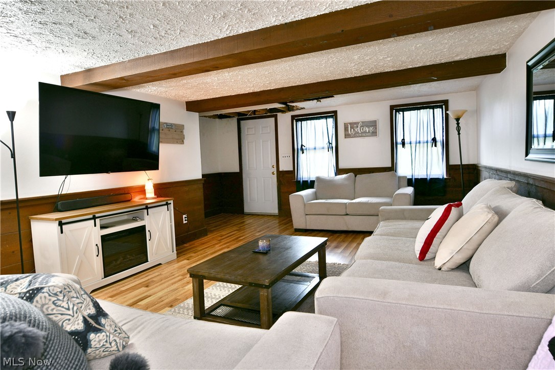 Clyde Kellys 01 - Residential