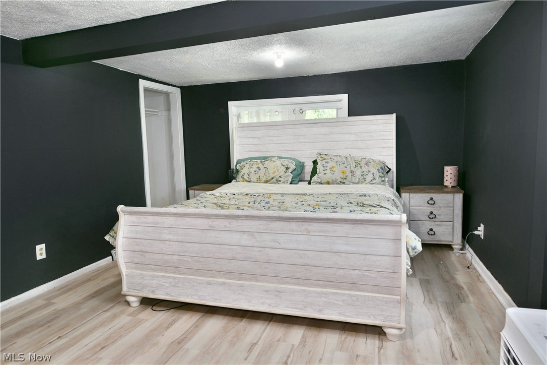 Clyde Kellys 01 - Residential