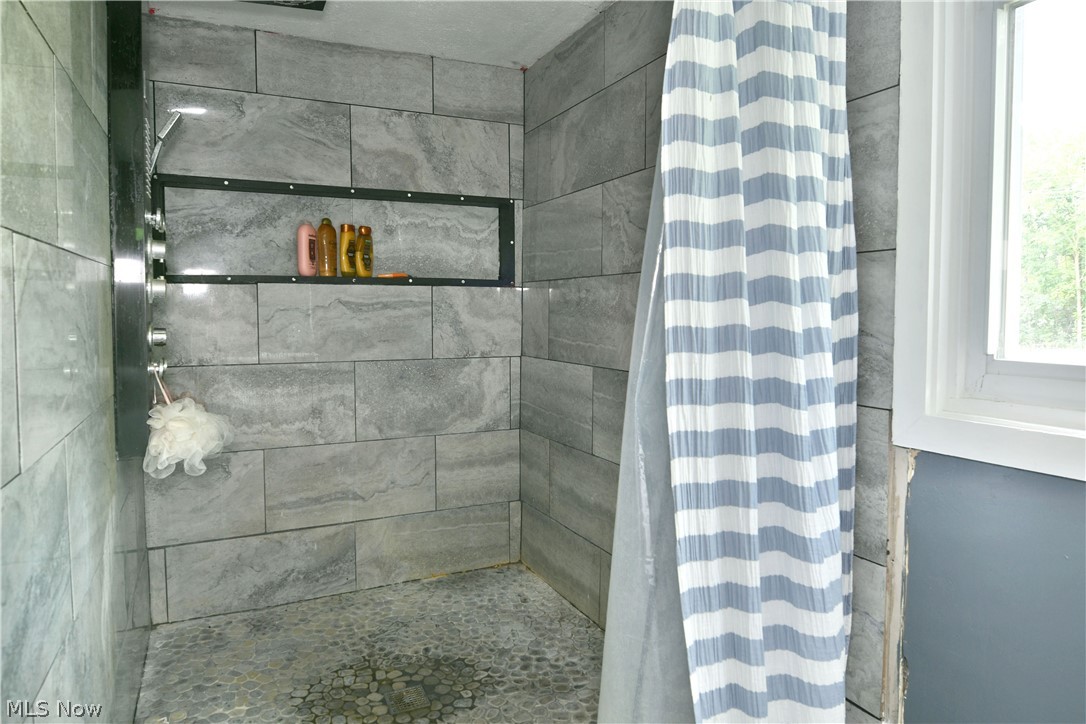 Clyde Kellys 01 - Residential