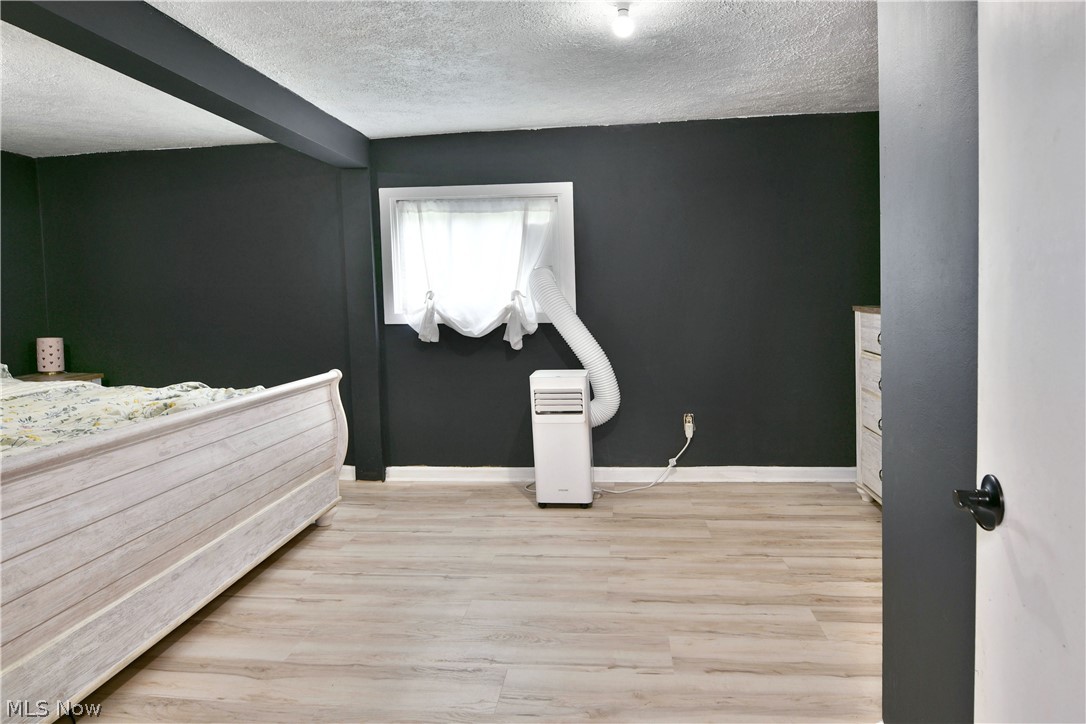 Clyde Kellys 01 - Residential