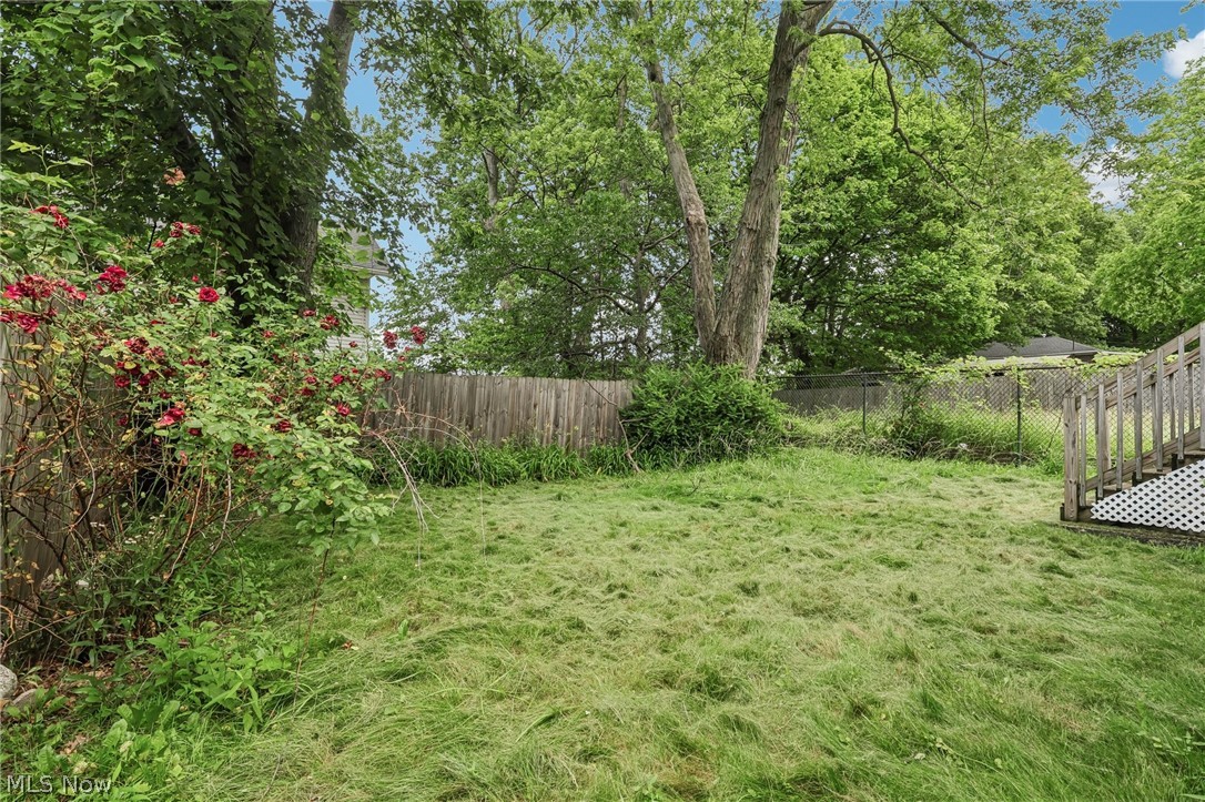 Colonial Homes - Residential