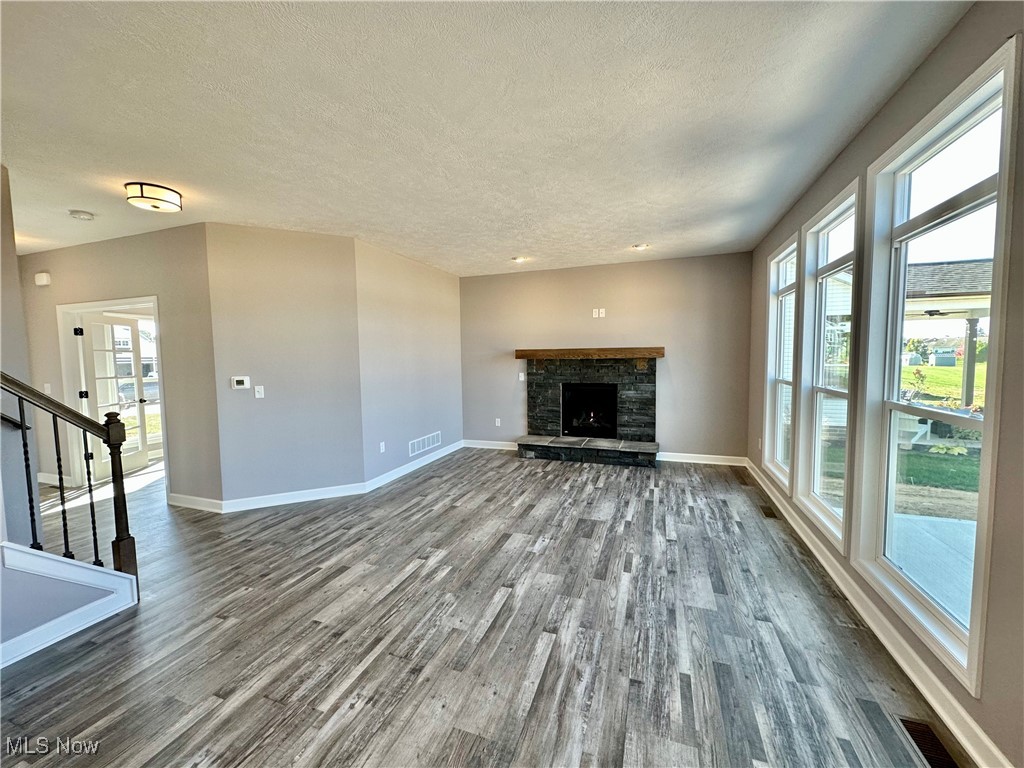 Oldestone Crossing - Residential