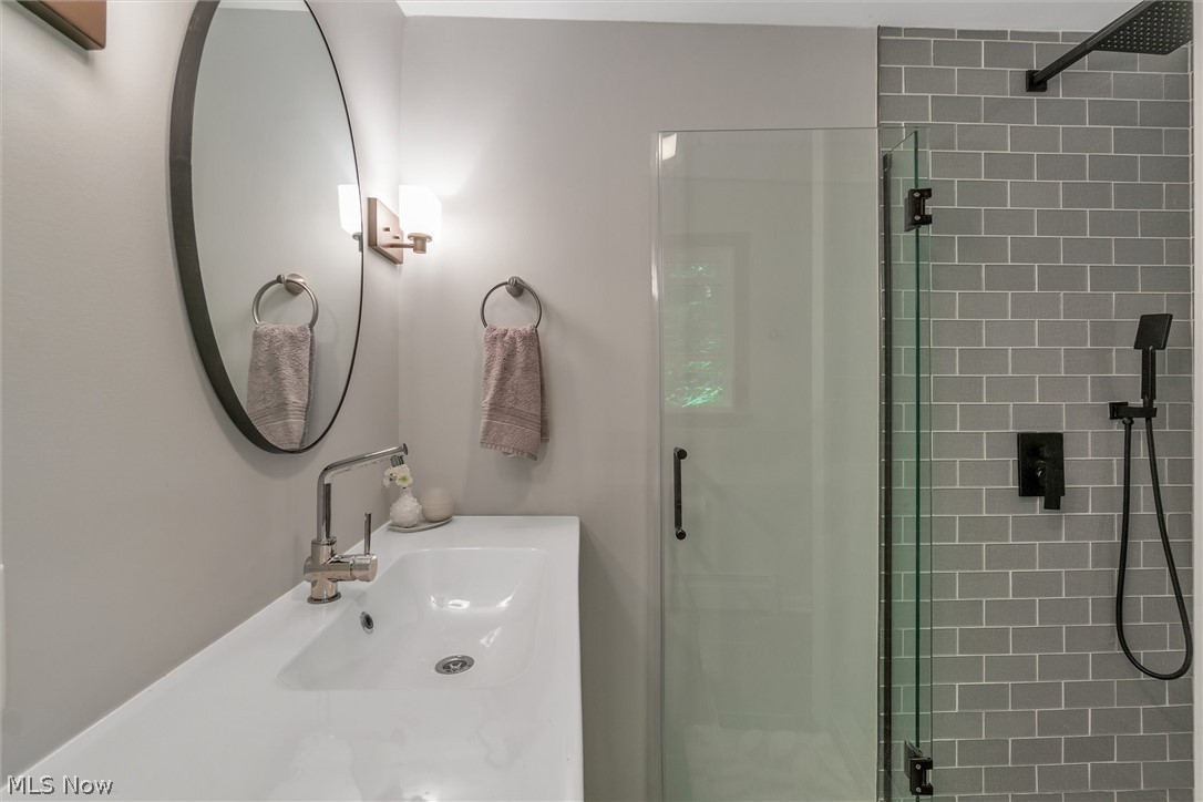 Chagrin Acres 01/R F Sande - Residential