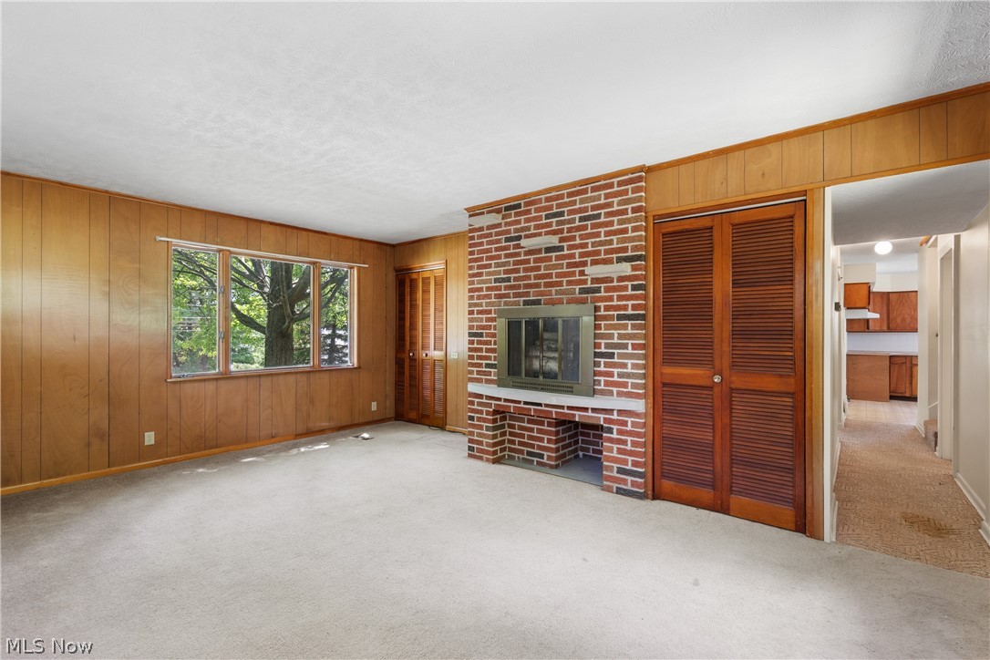South Blvd E Pontiac - Residential