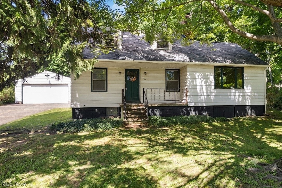 South Blvd E Pontiac - Residential