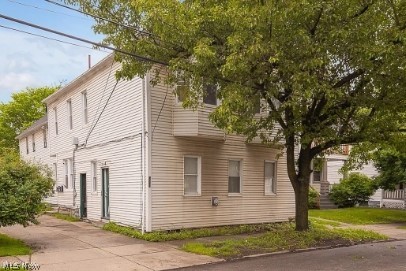 This 2 bedroom, 1 bathroom upper unit for rent is conveniently located close to I-77, mins in walking distance to public transportation, grocery stores, and local eateries.

Appliances include: refrigerator, stove, and microwave. Unit features vinyl floors, and window coverings. Coin activated washer and dryers are available in the basement of the property. Rent is $1025.00 per month and tenant is responsible for all utilities: gas, electric, and MUST HAVE RENTERS INSURANCE POLICY. Pet-friendly with some restrictions & fees. Driveway shared by all residents for off street parking.

Landscaping and snow removal included!

Vouchers accepted: Section 8 & Eden

There is a $35 application Fee and Background check. We also require income and employment verification
