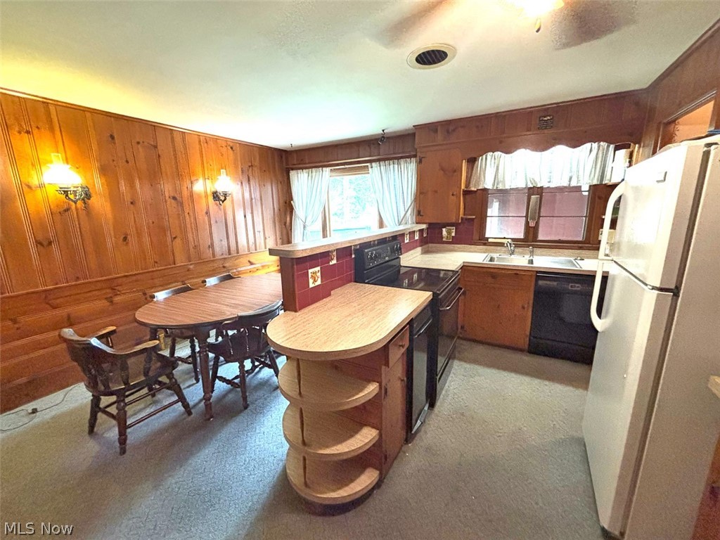 Village/Hartville - Residential