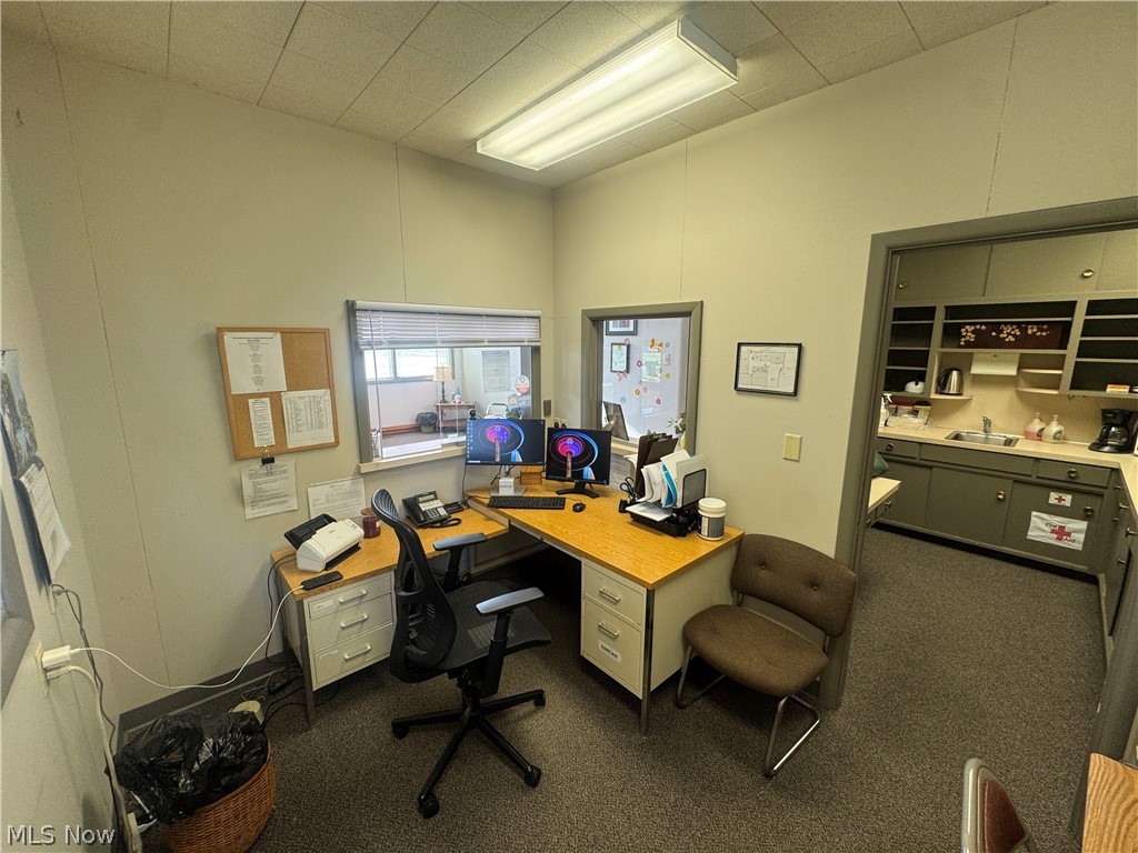 C D Swans Add - Commercial Sale