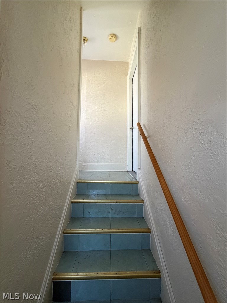 Garfield Blvd - Residential Income