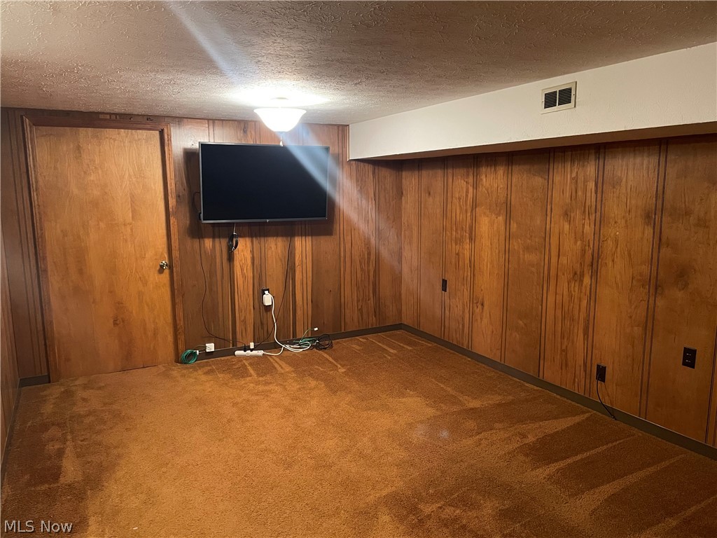 Willoughby Commons Condo - Residential