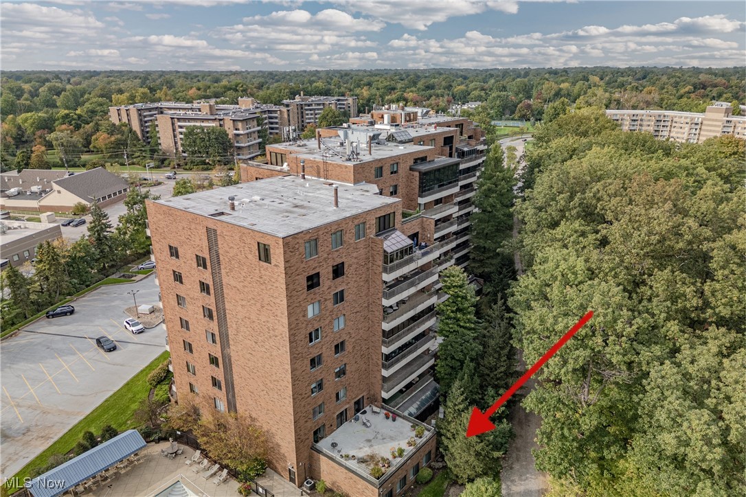 Point East Condo Ph 01 - Residential