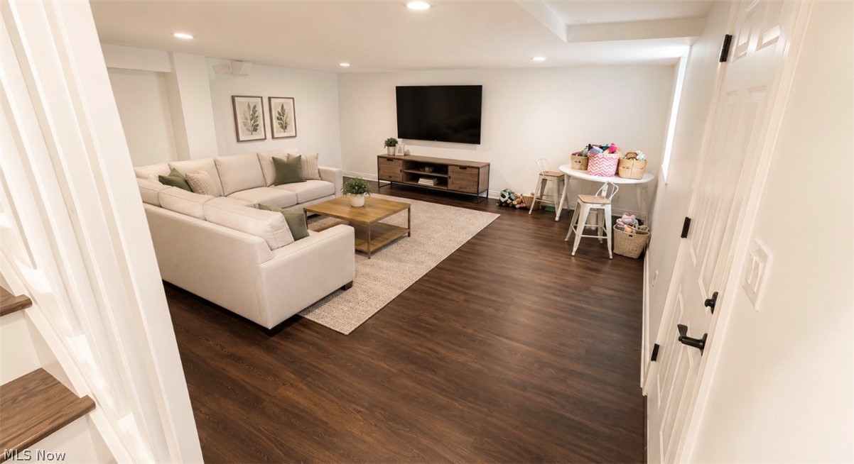 Longview Heights 01 - Residential