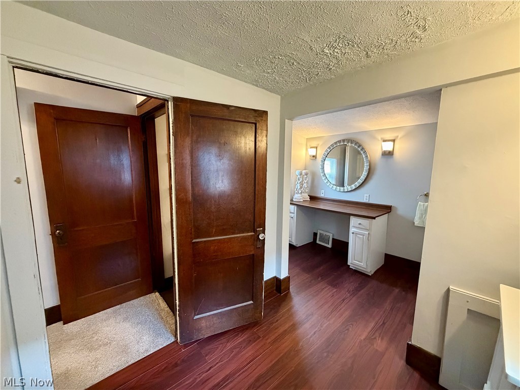 Hall Park - Residential