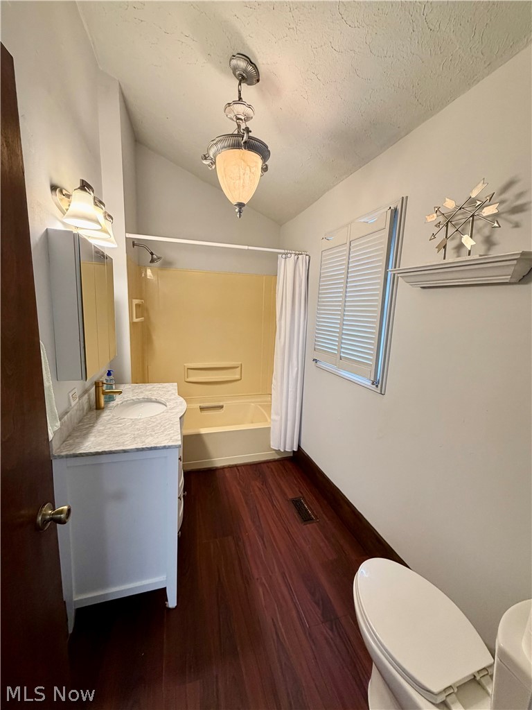 Hall Park - Residential