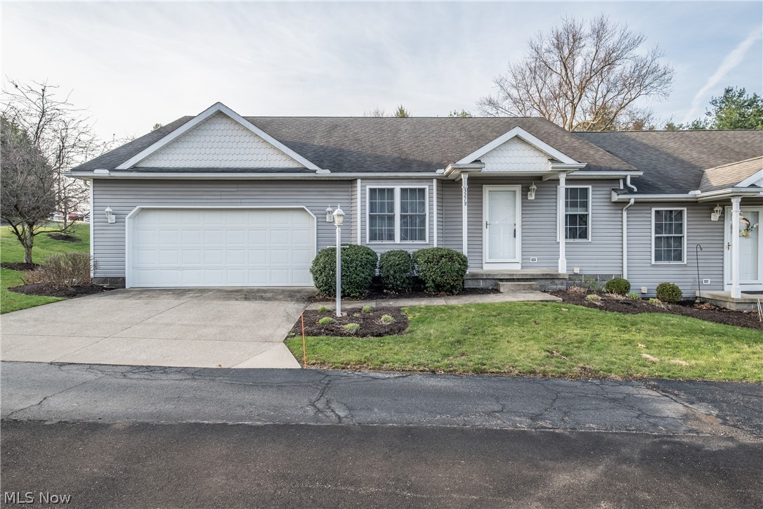 Lake Hollow Condo - Residential