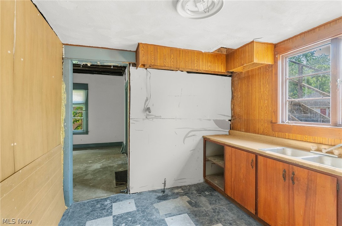 City/Youngstown - Residential
