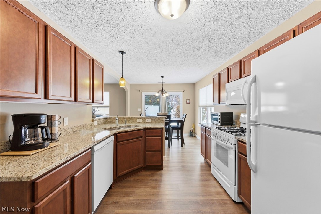 Presley Way Condo - Residential
