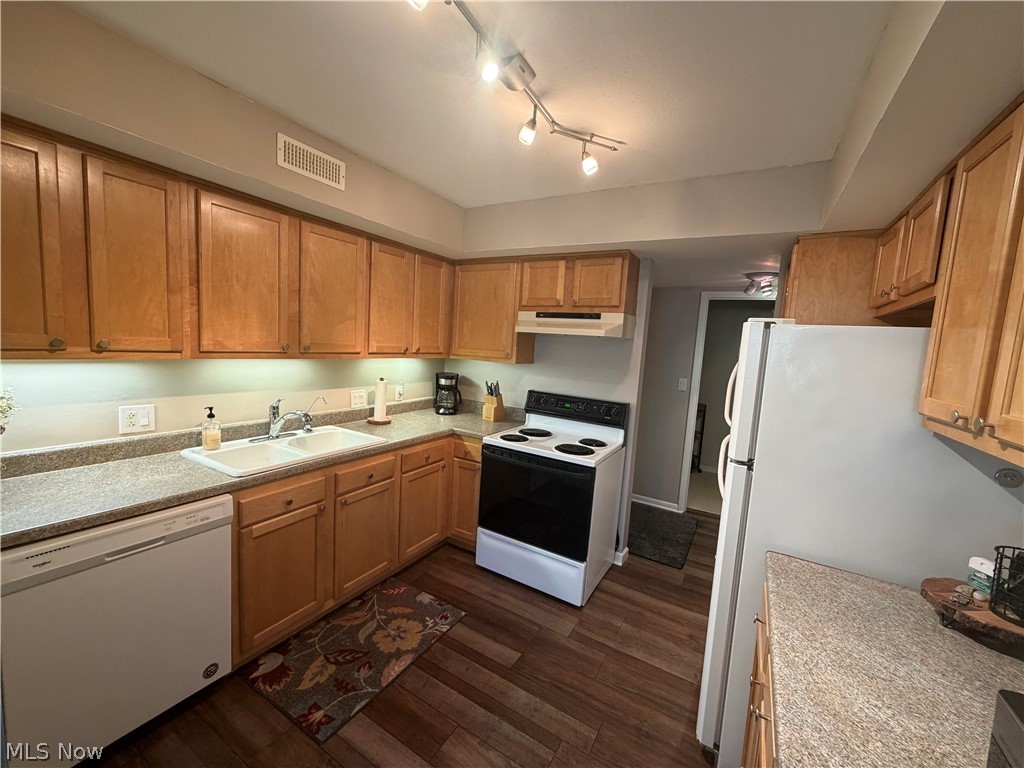 Juniper Hill Condo - Residential