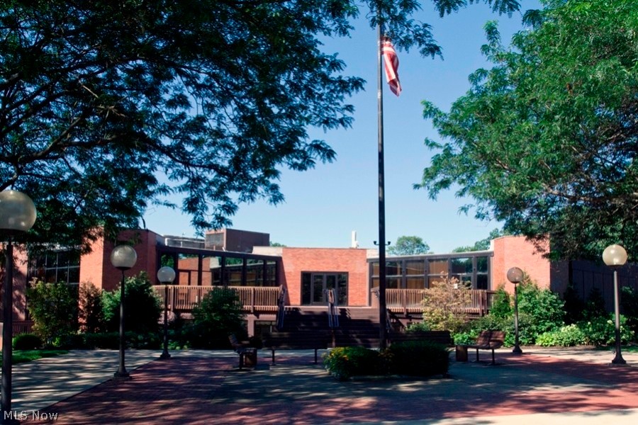 Juniper Hill Condo - Residential