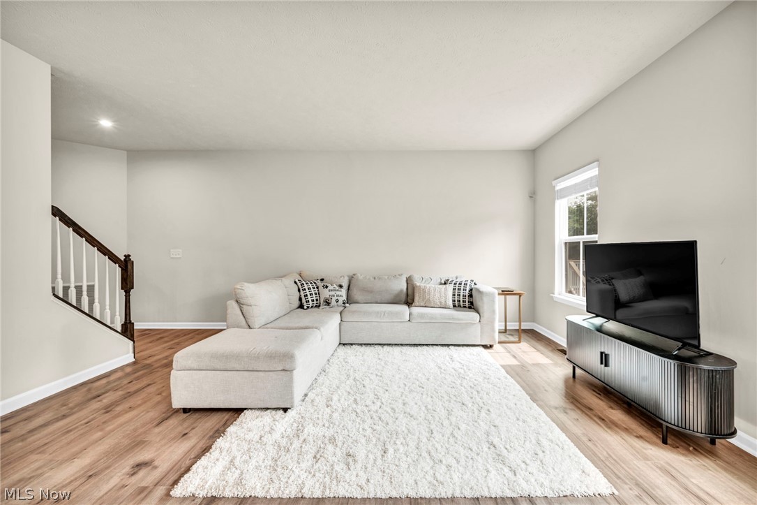 Hillshire Woods Condo 2 Ph 1 - Residential