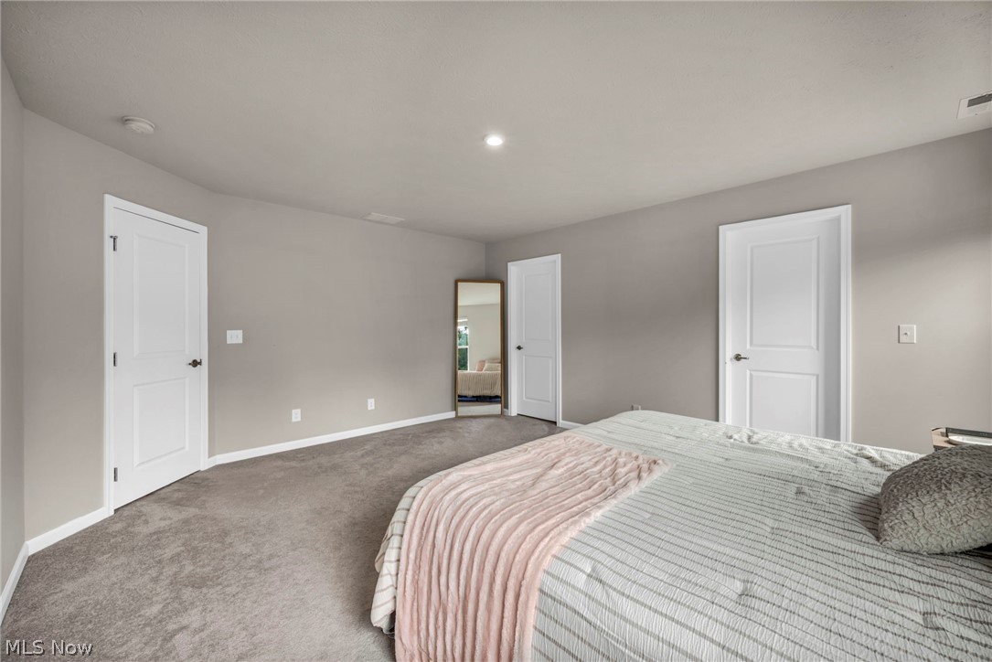 Hillshire Woods Condo 2 Ph 1 - Residential