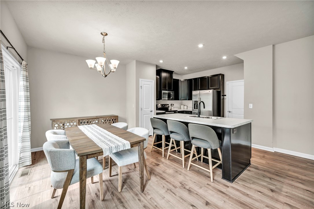 Hillshire Woods Condo 2 Ph 1 - Residential