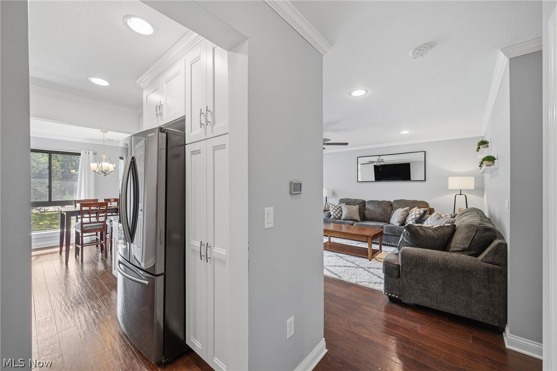 Oak Knolls Condo - Residential