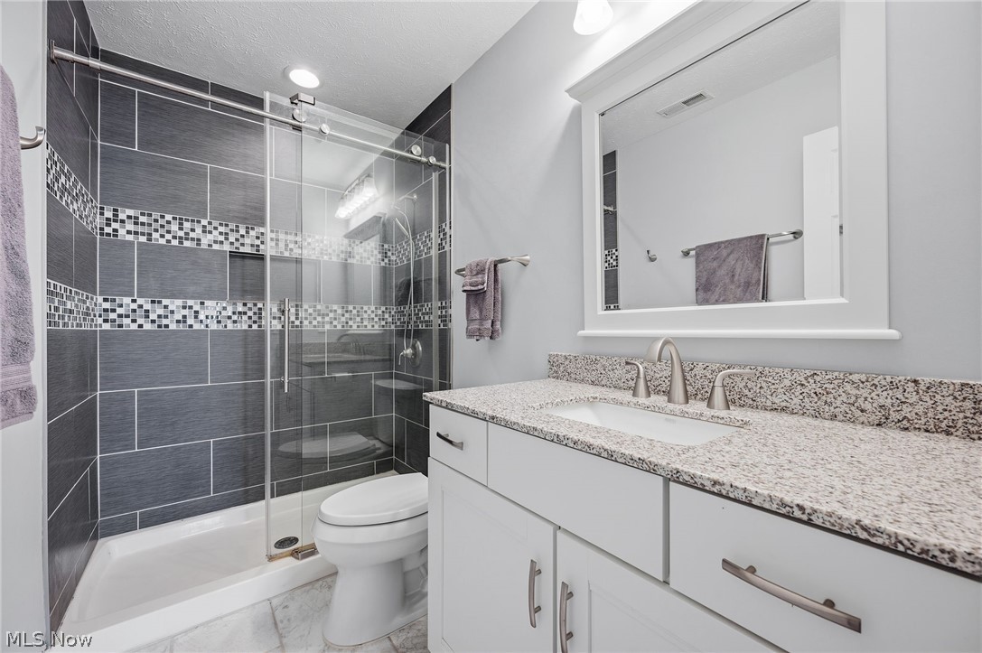 Oak Knolls Condo - Residential