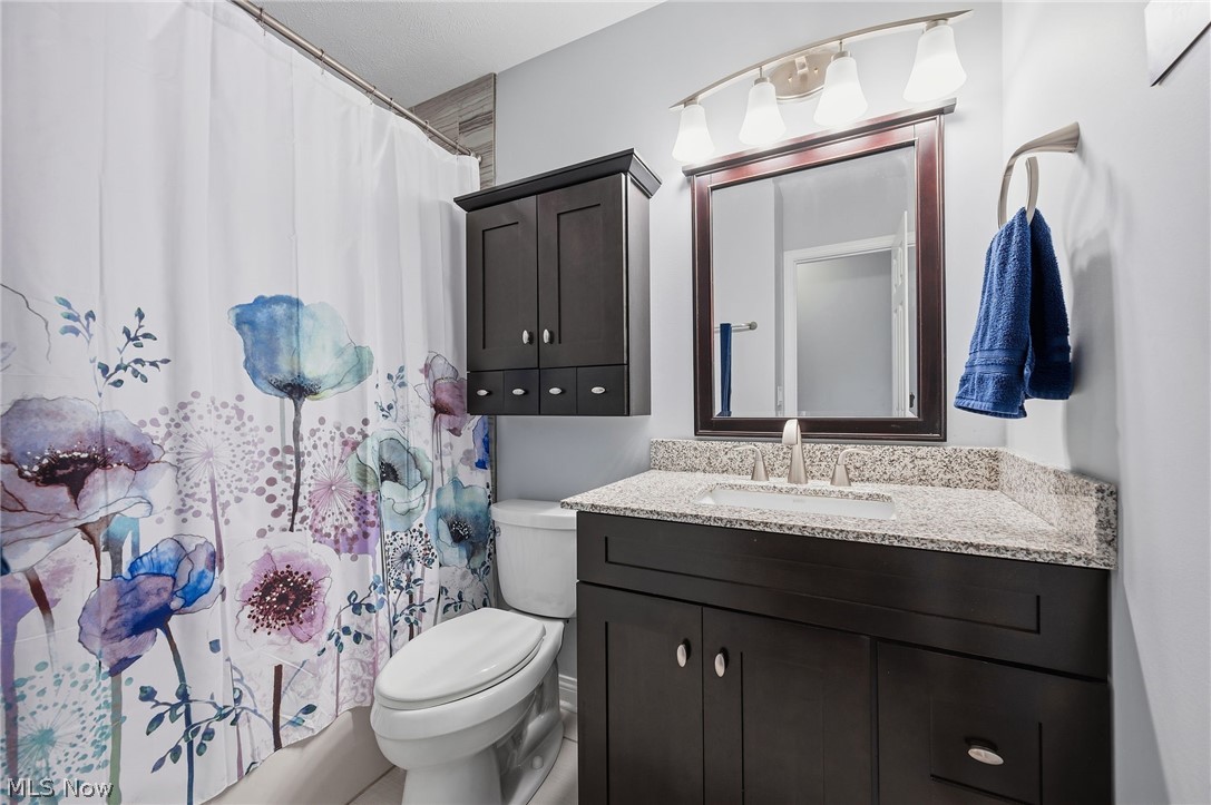 Oak Knolls Condo - Residential
