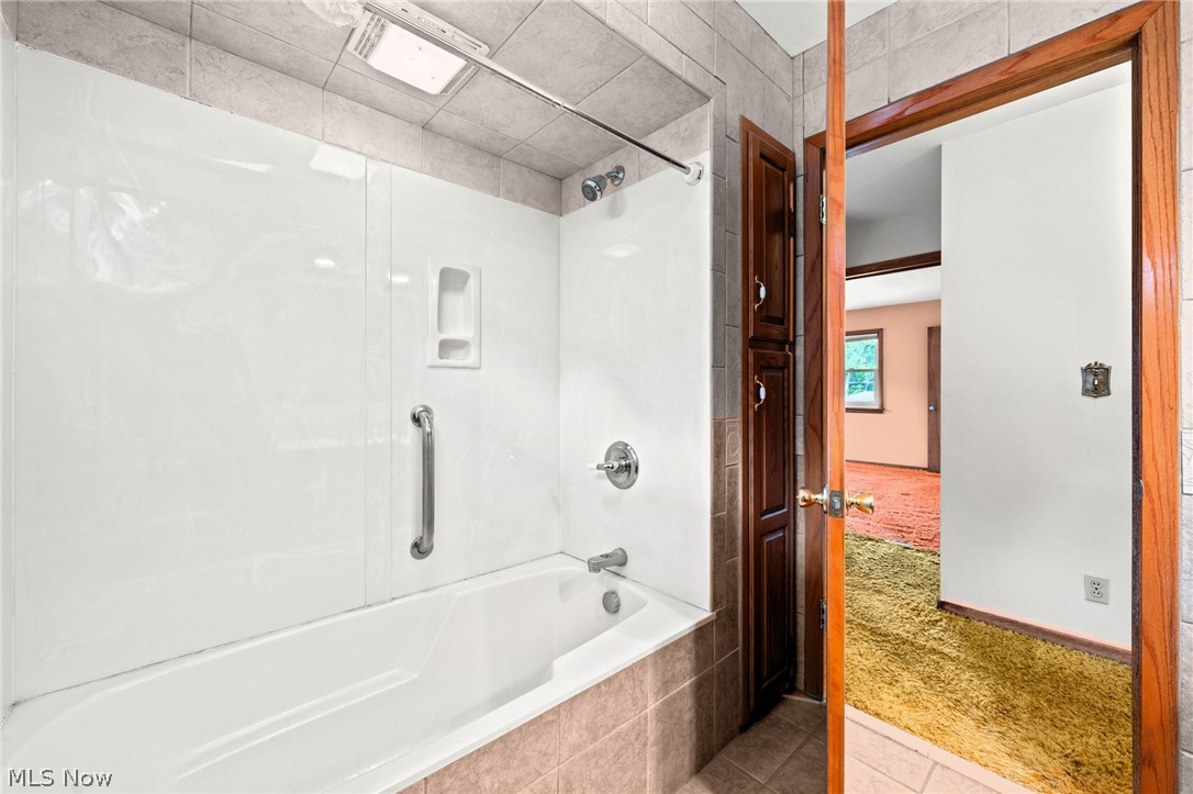 Silver Lake Highlands - Residential