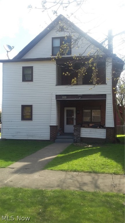 2 Bedroom apartment on the Northside for rent!! This is a perfect place for a young couple, roommates, and more! This darling apartment is something you don't want to miss. This apartment features a cozy kitchen with nice cabinet space, and carpeting throughout. Hurry, this will go fast! Water included in the rent. Tenant responsible for gas and electric only.