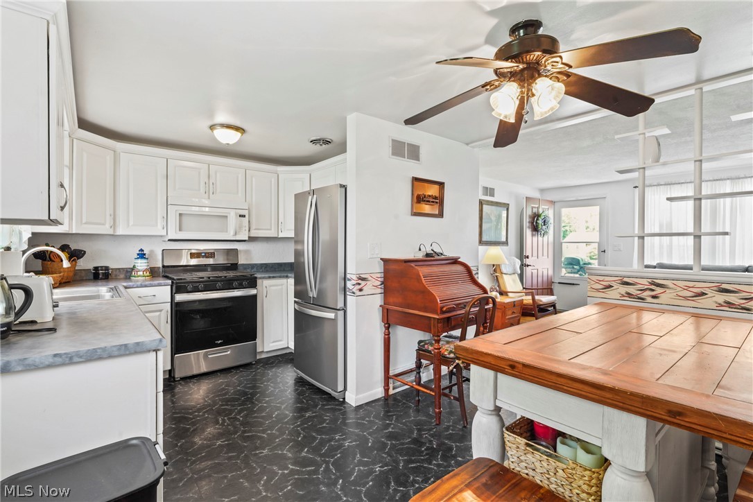 Red Oaks - Residential