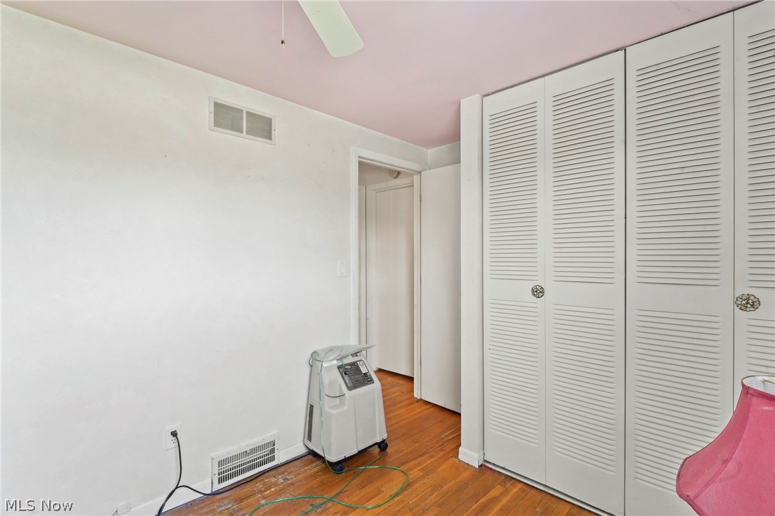 Red Oaks - Residential
