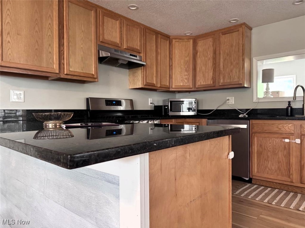 PLEASONTON W DIV - Residential