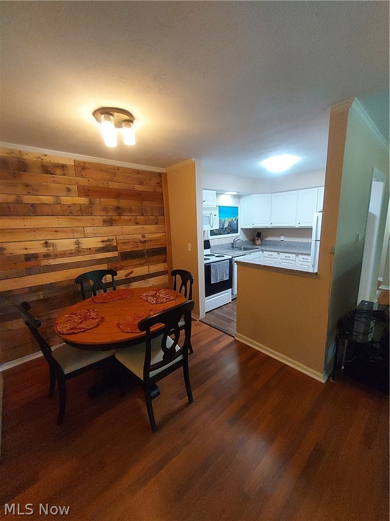 Meadowlawn Condo - Residential