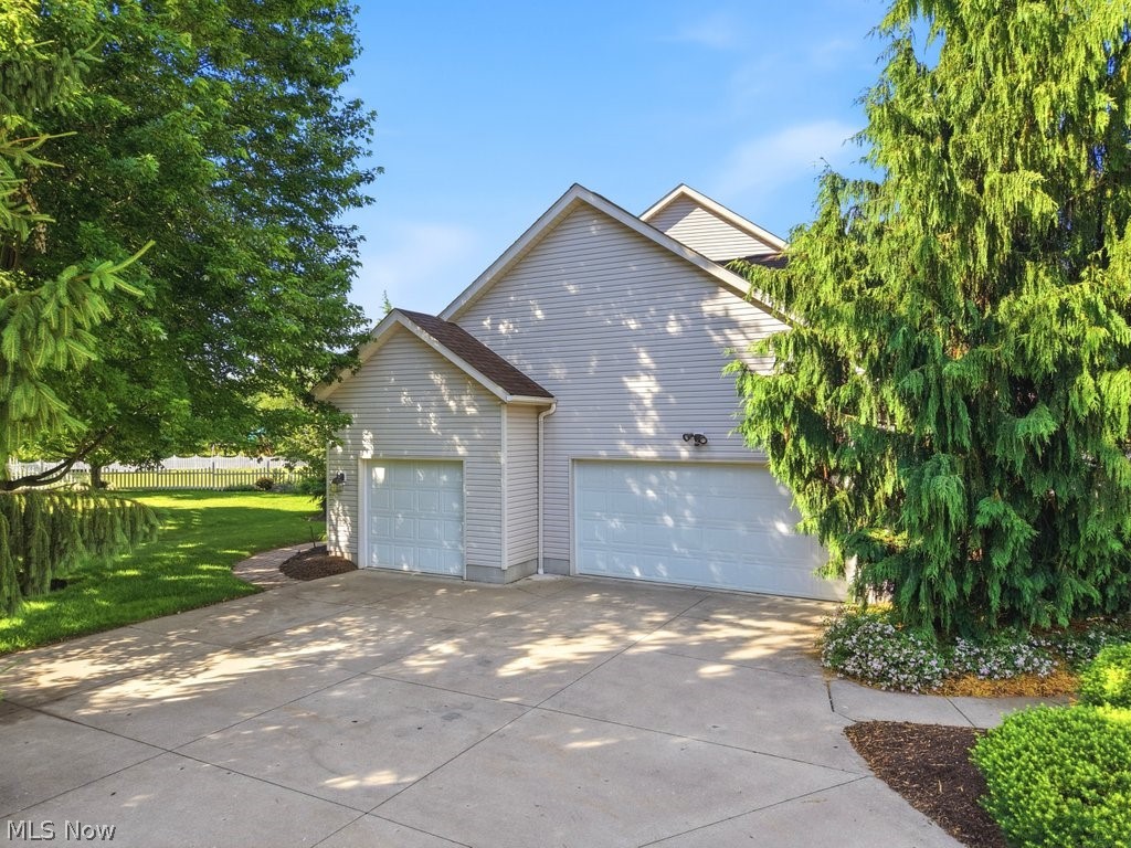 Montville Lakes - Residential