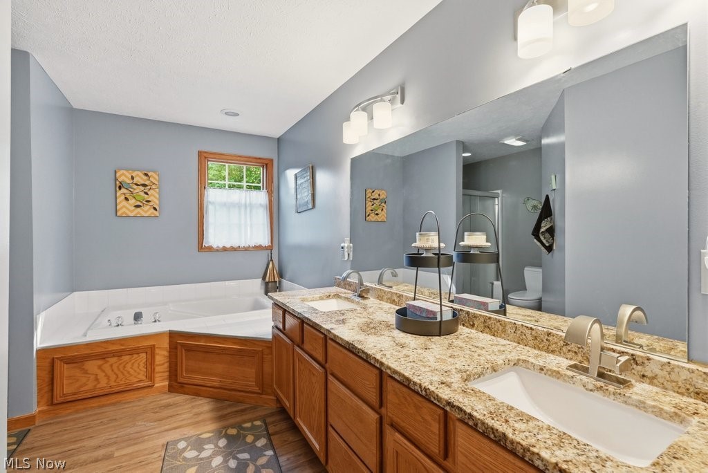 Montville Lakes - Residential