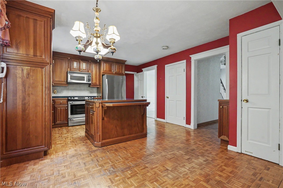 Hills & Dales Estates - Residential